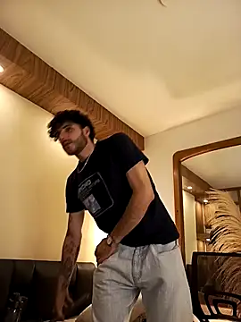 Snapshot of Rafael_Mendezz chatting on February 17, 2026, 8:48 pm Rafael Mendezz online show from February 17, 2026, 8:48 pm