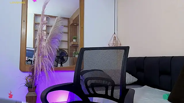 Snapshot of Rafael_Mendezz chatting on February 21, 2026, 8:32 pm Rafael Mendezz online show from February 21, 2026, 8:32 pm