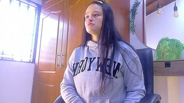 Jennifer Vega1 online show from May 29, 2026, 9:02 pm