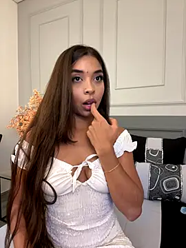 AnnyVega  online show from October 2, 2025, 9:55 pm