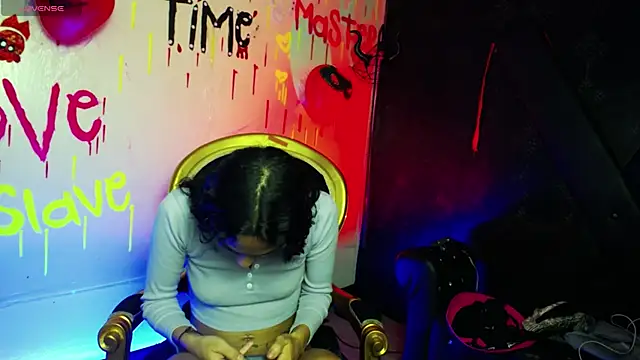 Sweettpleasure online show from October 26, 2025, 2:12 pm