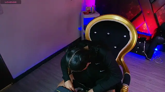 Sweettpleasure online show from February 15, 2026, 2:47 pm