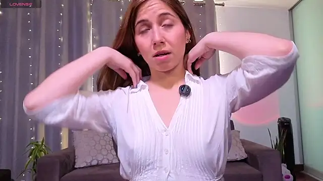  LittleSammy online show from November 28, 2025, 10:23 pm