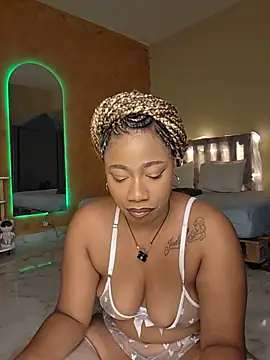 Naomi jhonson online show from May 29, 2026, 2:48 pm