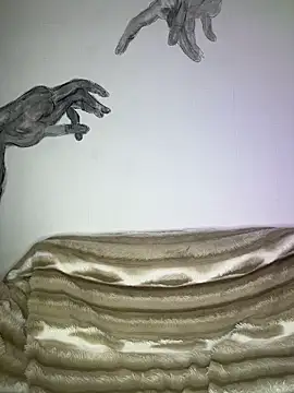 KiraBerht online show from February 17, 2026, 8:04 pm