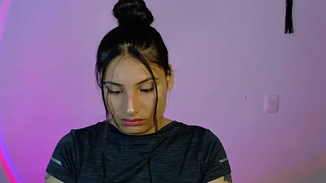 Linda andrew online show from March 3, 2026, 5:30 pm