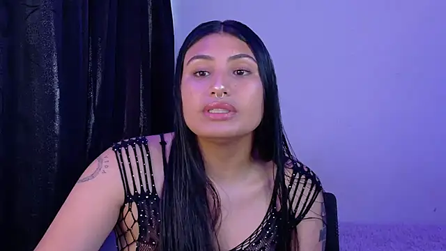 Snapshot of Linda_andrew chatting on May 22, 2026, 6:02 pm Linda andrew online show from May 22, 2026, 6:02 pm