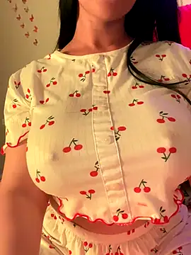 OnlyRima online show from December 3, 2025, 12:07 am