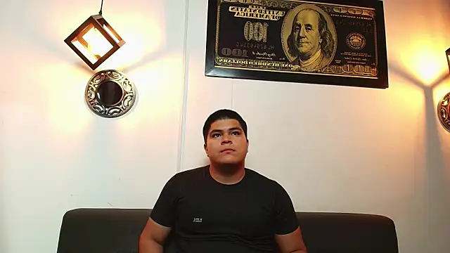 naomi campbel  online show from January 17, 2026, 8:23 pm