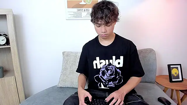 Snapshot of Honeymoon_sariel chatting on February 11, 2026, 8:03 pm Honeymoon sariel online show from February 11, 2026, 8:03 pm