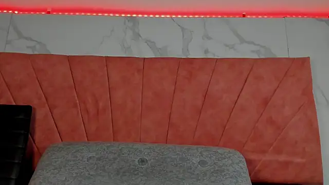 HellAndDante  online show from February 22, 2026, 7:45 pm