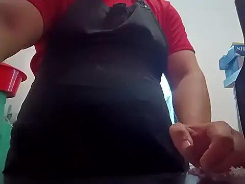 Snapshot of RyanDante chatting on October 29, 2025, 11:39 pm RyanDante online show from October 29, 2025, 11:39 pm