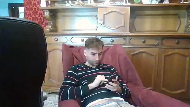 Torissimo92 online show from December 19, 2025, 10:44 am