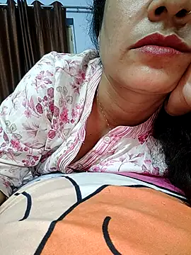 Snapshot of CUTE-PX chatting on September 30, 2025, 2:55 pm CUTE-PX online show from September 30, 2025, 2:55 pm