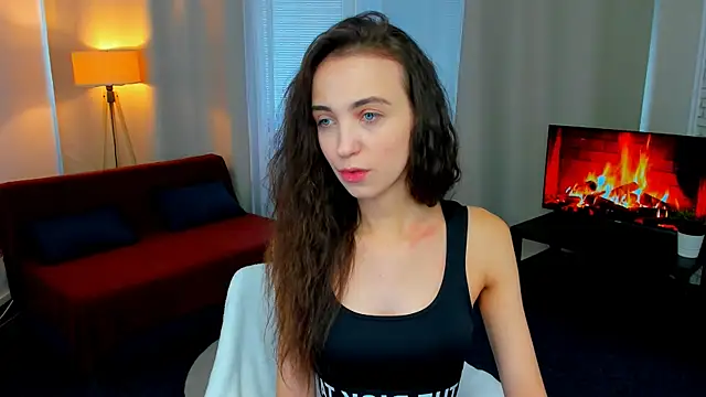 Snapshot of EllaSteele chatting on October 7, 2025, 1:30 pm EllaSteele online show from October 7, 2025, 1:30 pm