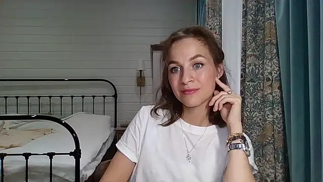 Snapshot of Niravyn_ chatting on September 11, 2025, 9:53 am Niravyn online show from September 11, 2025, 9:53 am