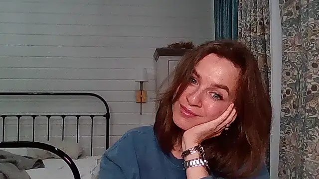 Snapshot of Niravyn_ chatting on November 1, 2025, 7:43 am Niravyn online show from November 1, 2025, 7:43 am