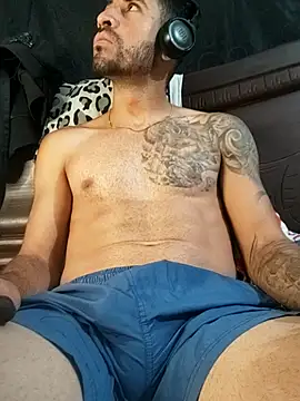 Alexsexygamer online show from November 17, 2025, 12:44 pm