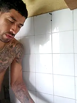 Snapshot of Alexsexygamer chatting on February 1, 2026, 5:11 pm Alexsexygamer online show from February 1, 2026, 5:11 pm