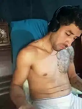 Snapshot of Alexsexygamer chatting on February 8, 2026, 10:02 pm Alexsexygamer online show from February 8, 2026, 10:02 pm