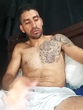 Snapshot of Alexsexygamer chatting on February 21, 2026, 12:44 am Alexsexygamer online show from February 21, 2026, 12:44 am