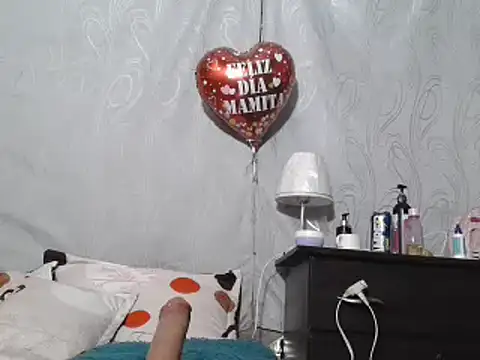 Snapshot of CataleyaRosee chatting on February 14, 2026, 2:52 am CataleyaRosee online show from February 14, 2026, 2:52 am