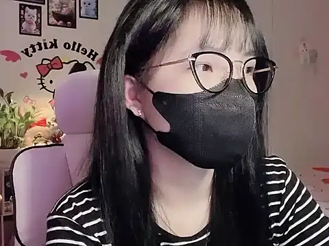 Snapshot of keelinnn19 chatting on December 5, 2025, 7:10 pm keelinnn19 online show from December 5, 2025, 7:10 pm