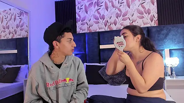 NickandAbby  online show from February 8, 2026, 12:41 pm