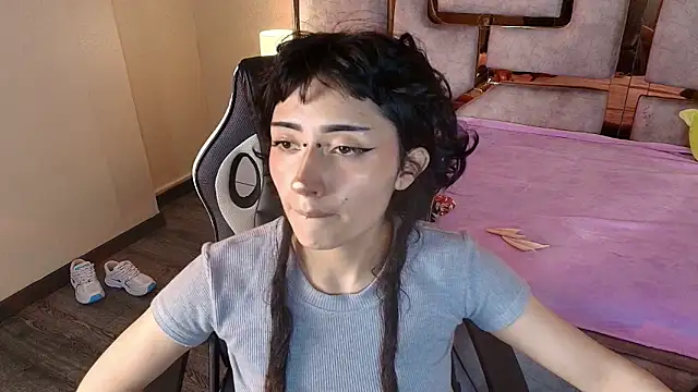 Snapshot of Babyyrasta666 chatting on December 5, 2025, 3:48 am Babyyrasta666 online show from December 5, 2025, 3:48 am