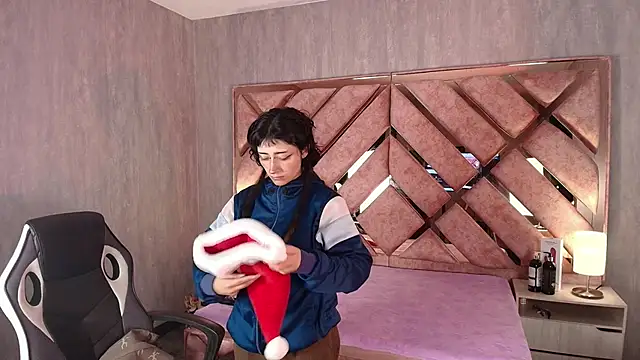 Snapshot of Babyyrasta666 chatting on December 14, 2025, 4:40 am Babyyrasta666 online show from December 14, 2025, 4:40 am