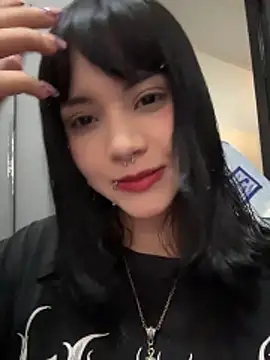 TatiLee online show from April 10, 2026, 3:28 pm