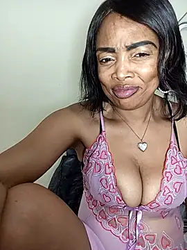 SEXYMOANSXX online show from April 10, 2026, 5:34 am