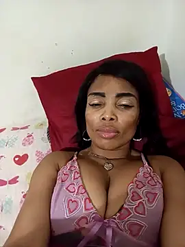 SEXYMOANSXX online show from April 10, 2026, 8:02 pm