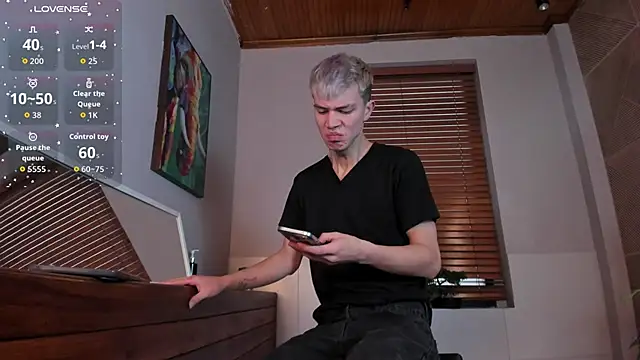 nicktorn online show from November 3, 2025, 12:28 pm