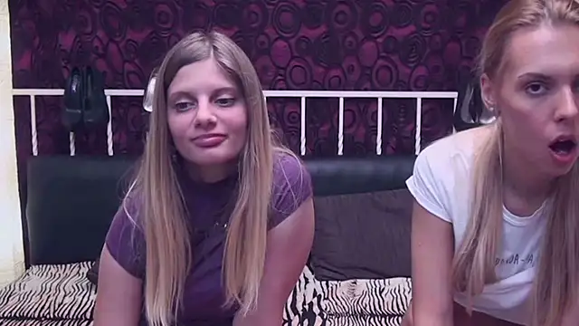 BlondeWitches online show from October 31, 2025, 4:46 am