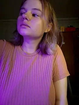 SlipperSherry online show from October 8, 2025, 3:09 pm