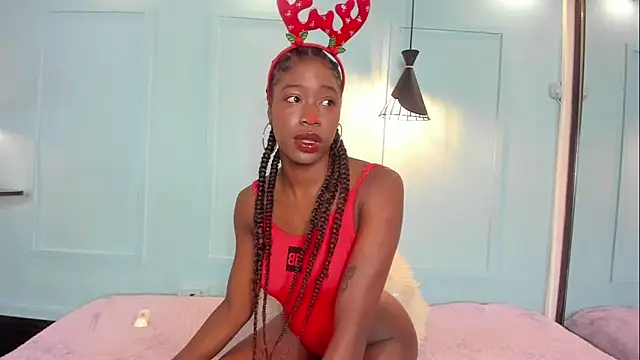 MichellePose online show from December 4, 2025, 12:25 pm