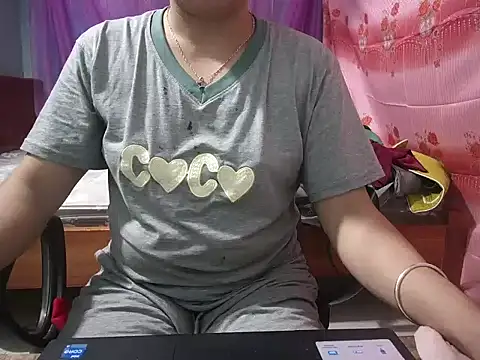 Snapshot of Xue_weng chatting on April 3, 2026, 6:55 am Xue weng online show from April 3, 2026, 6:55 am