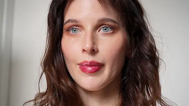 ellaa91 online show from November 7, 2025, 5:46 pm