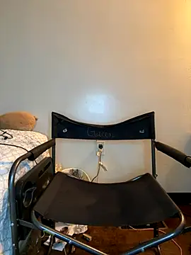 Snapshot of viceutk1 chatting on October 26, 2025, 10:36 pm viceutk1 online show from October 26, 2025, 10:36 pm