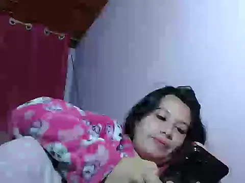 nina kisslove online show from October 16, 2025, 1:39 am