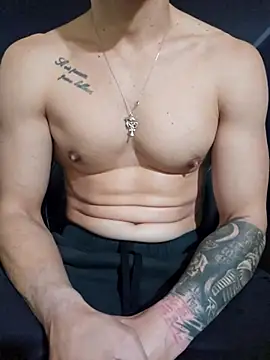 Snapshot of Dany2189 chatting on April 4, 2026, 11:46 pm Dany2189 online show from April 4, 2026, 11:46 pm