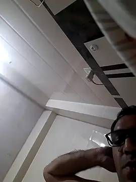 Hot-boy077 online show from November 12, 2025, 4:18 pm