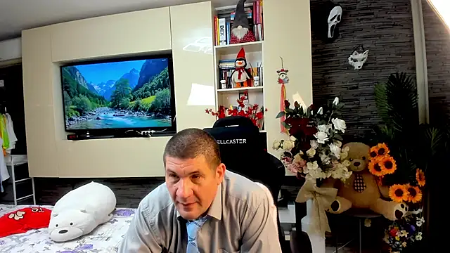 SpartacusDaddy48 online show from May 14, 2026, 3:41 pm