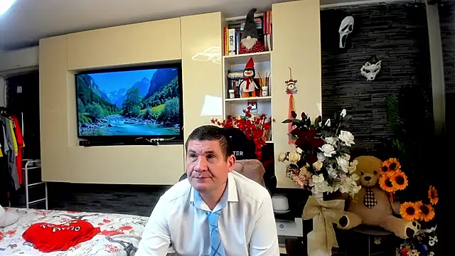 SpartacusDaddy48 online show from May 30, 2026, 2:19 am