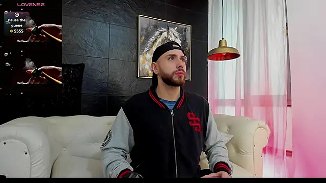 Maximo Wolff online show from November 14, 2025, 7:12 pm