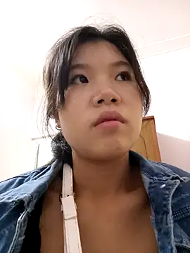 Snapshot of Adsatoh chatting on November 4, 2025, 9:30 am Adsatoh online show from November 4, 2025, 9:30 am