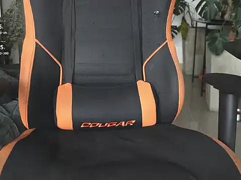 Vbenz28 online show from April 13, 2026, 6:35 pm