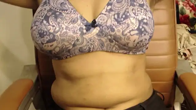 Snapshot of campornlive71 chatting on March 3, 2026, 1:50 pm campornlive71 online show from March 3, 2026, 1:50 pm