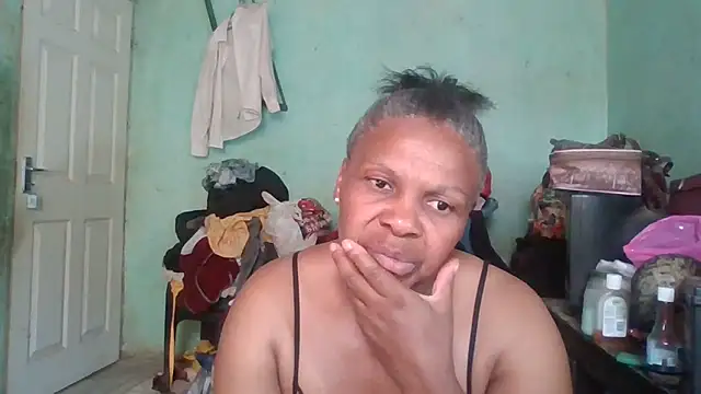Snapshot of Nicky52 chatting on September 22, 2025, 6:04 am Nicky52 online show from September 22, 2025, 6:04 am